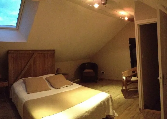 La Grange De La Vallee * Hamars